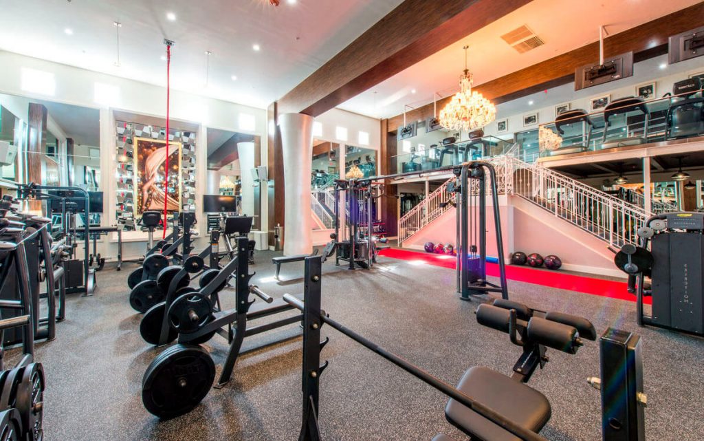 15 Best Gyms and Fitness in Miami - January 2024