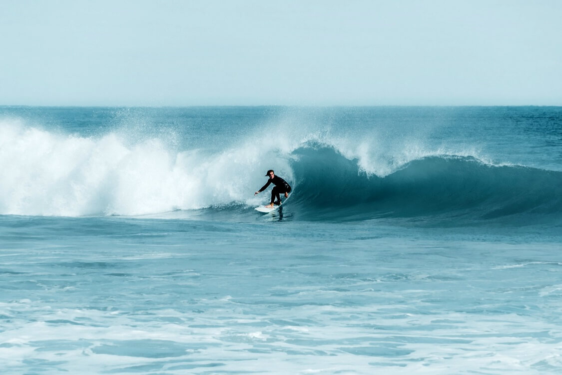 Surfing in Miami — Water activities in Miami