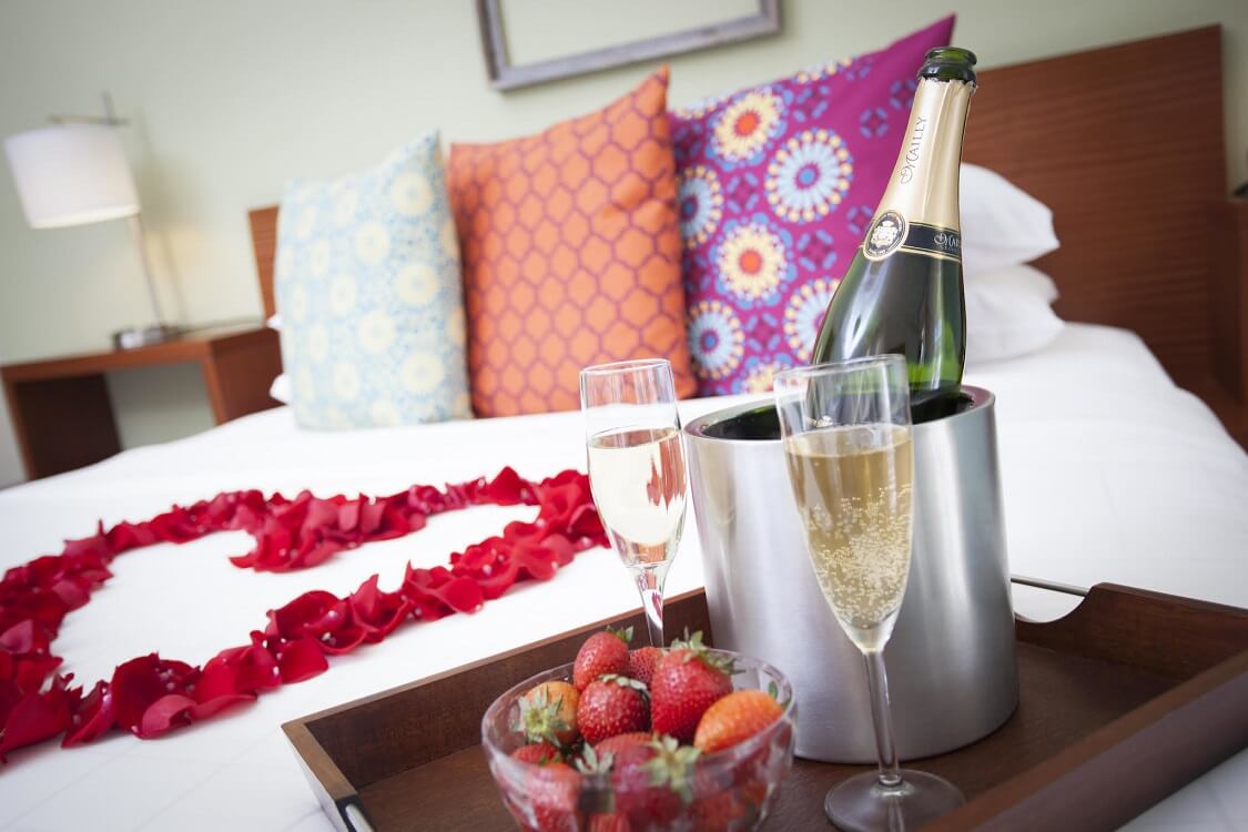 Romantic couple-friendly hotels in Miami 1 day