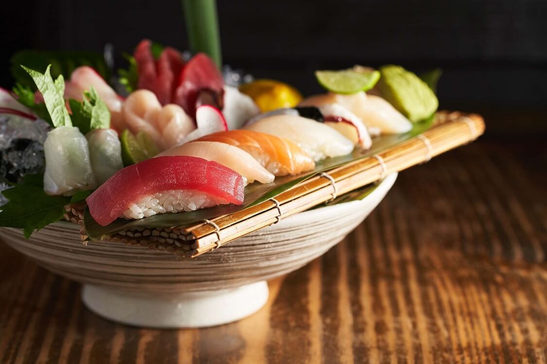 Bonding — Best sushi in Miami Fl
