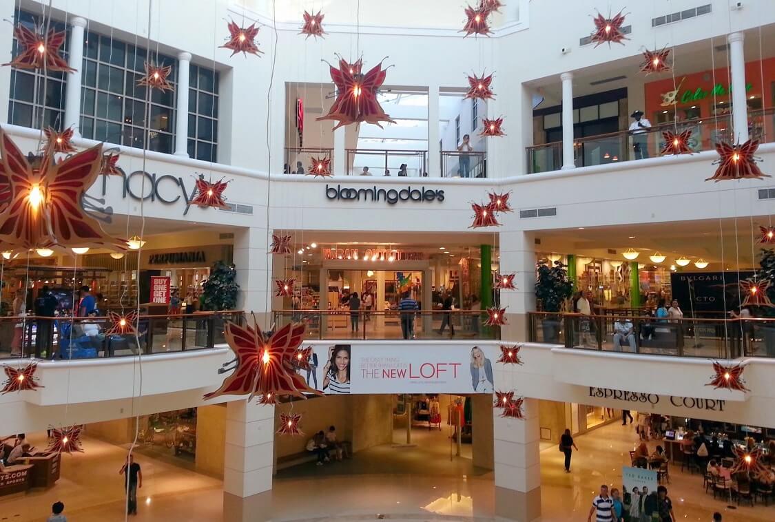 Center Court in Aventura Mall — Things to do