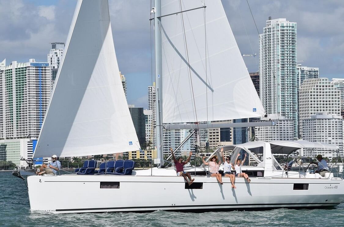 Sailing — Outdoor activities in Miami Beach