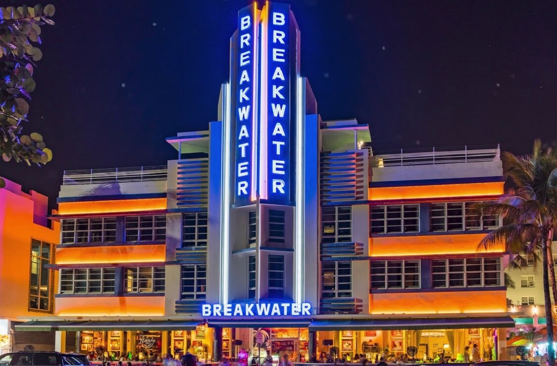 The Breakwater — Art Deco Miami Hotel