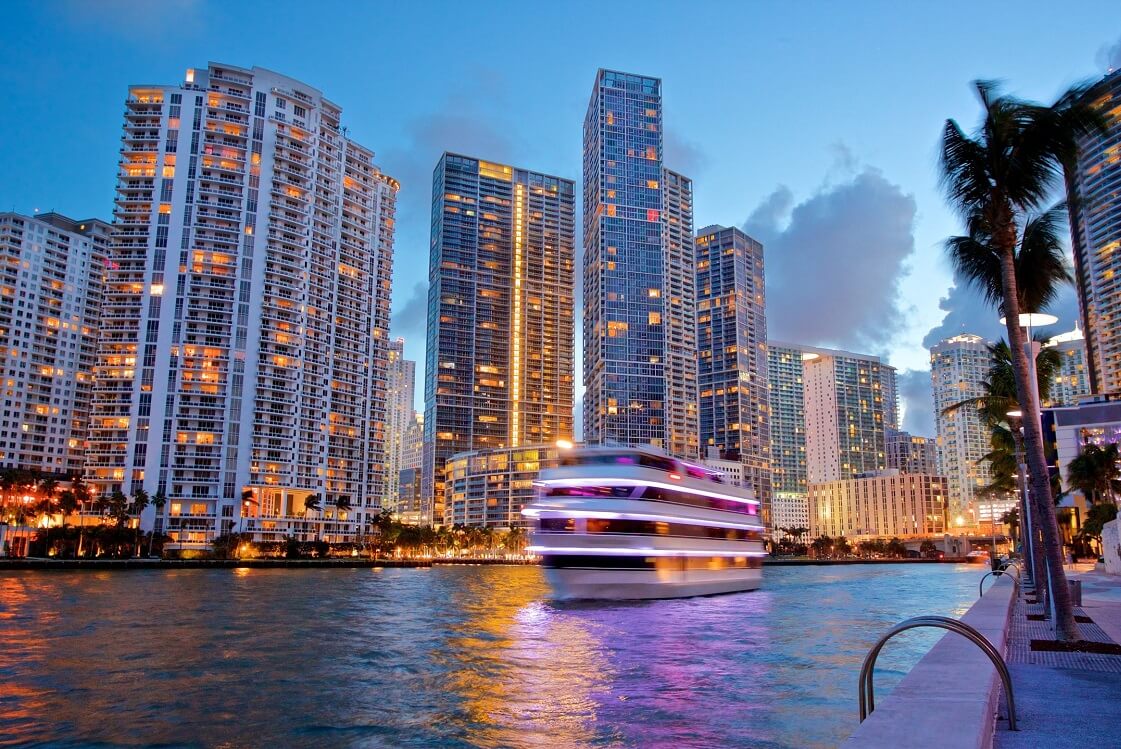 Downtown Miami Things To Do at Night — Review of Top 15