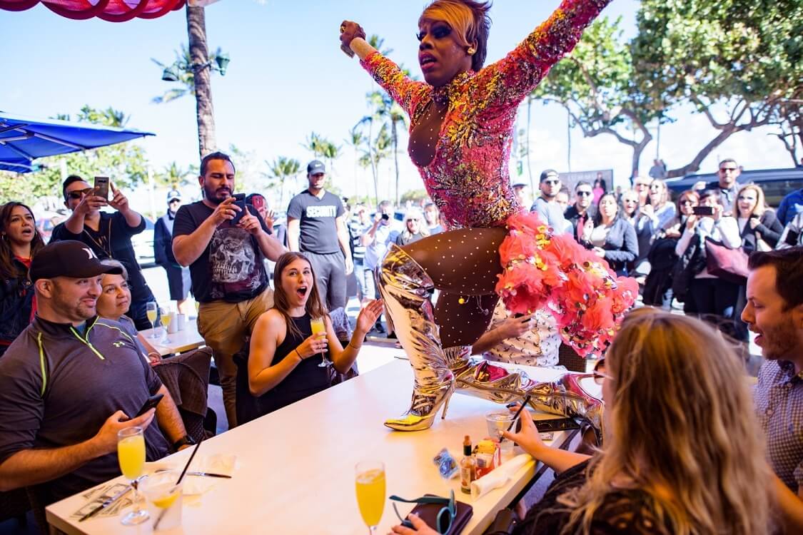 Jamboree Lounge — Gay Bar Miami Beach