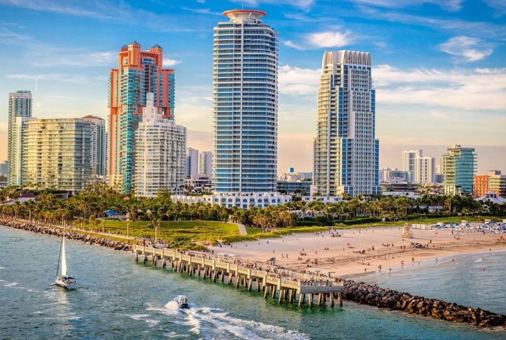 What is the lifestyle like in Miami? — Miami has a vibrant and diverse lifestyle that caters to a wide range of interests.
