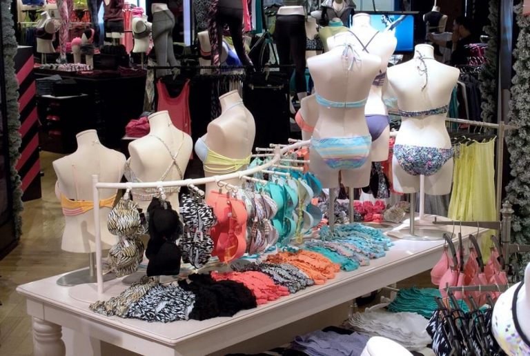 Top 10 Swimwear Boutiques in Miami 2024